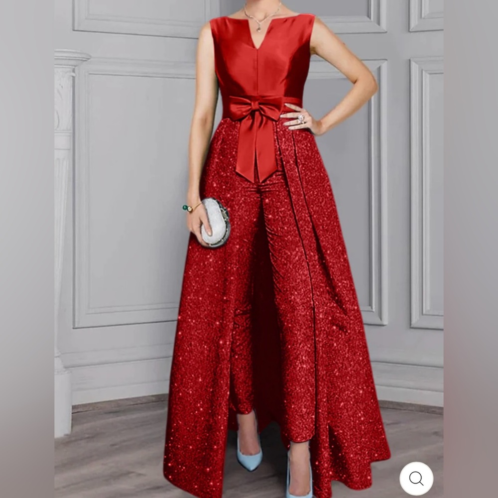 2 Pieces Scoop Long Sleeves Mother of the Bride Pantsuits with Sash ＆ Sequins